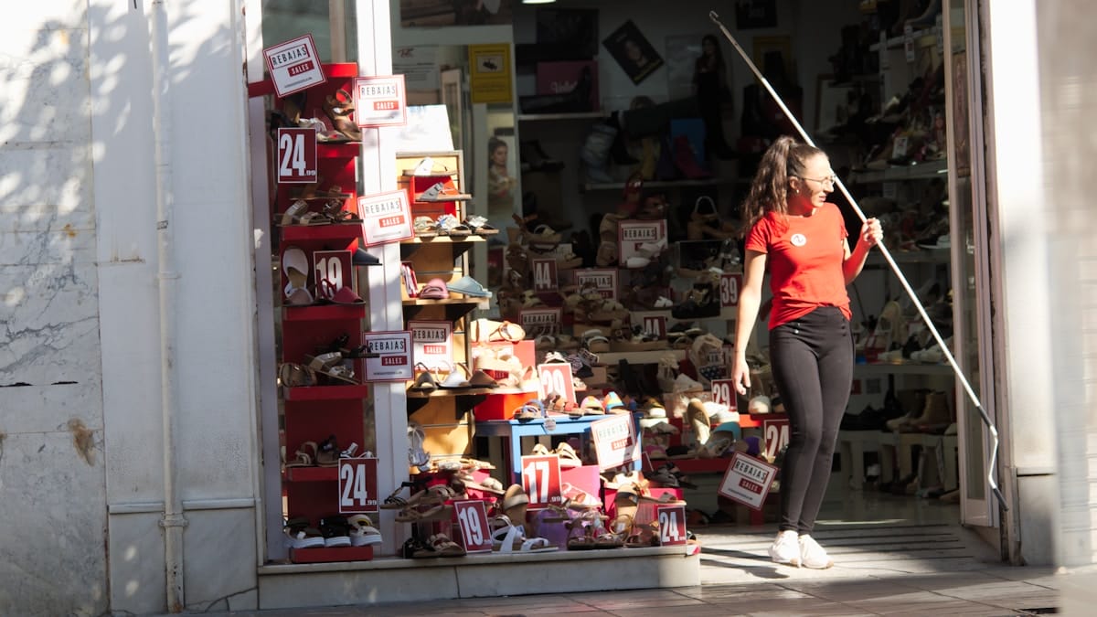 depo-kapisi-tamiri-2026-iscilik-fiyatlari-guncel-maliyet-rehberi-4fXe Kepenk Tamiri ve servisi Depo kapısı tamiri Kepenk Tamiri ve servisi