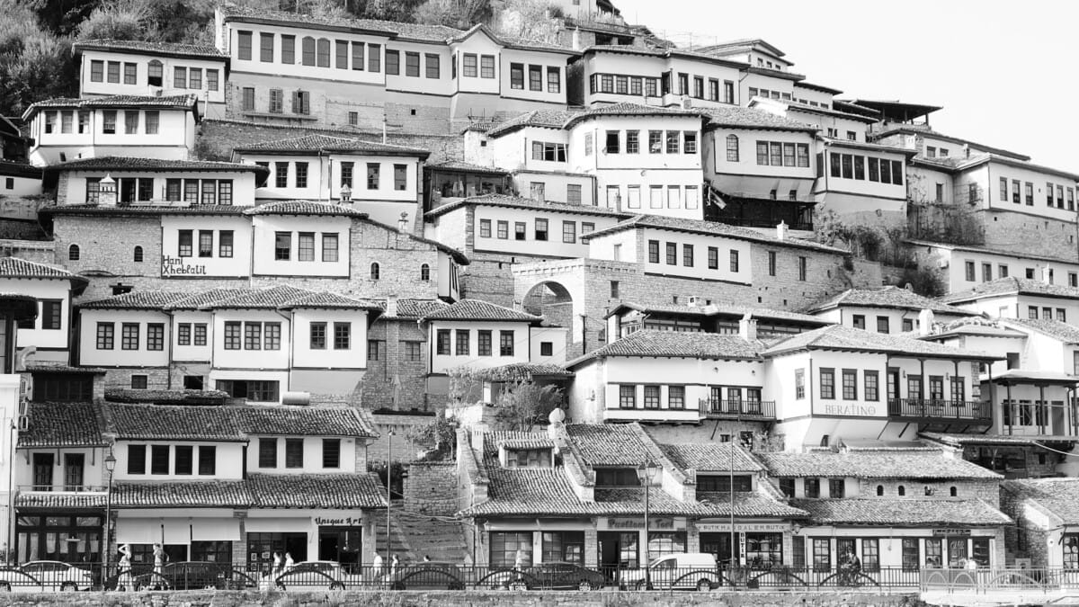 universal-garaj-kumandasi-programlama-rehberi-2026-kapak Kepenk Tamiri ve servisi Garaj kapısı tamiri Kepenk Tamiri ve servisi